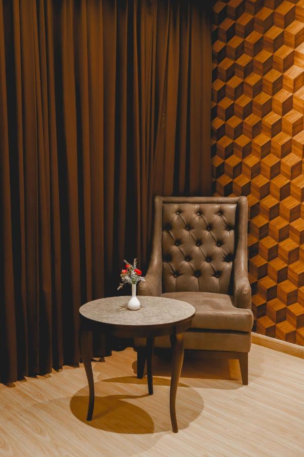 ดิ ออร์ลอฟ โฮเต็ล Hotel Panipat ภายนอก รูปภาพ