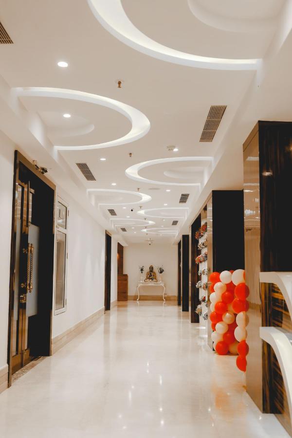 ดิ ออร์ลอฟ โฮเต็ล Hotel Panipat ภายนอก รูปภาพ